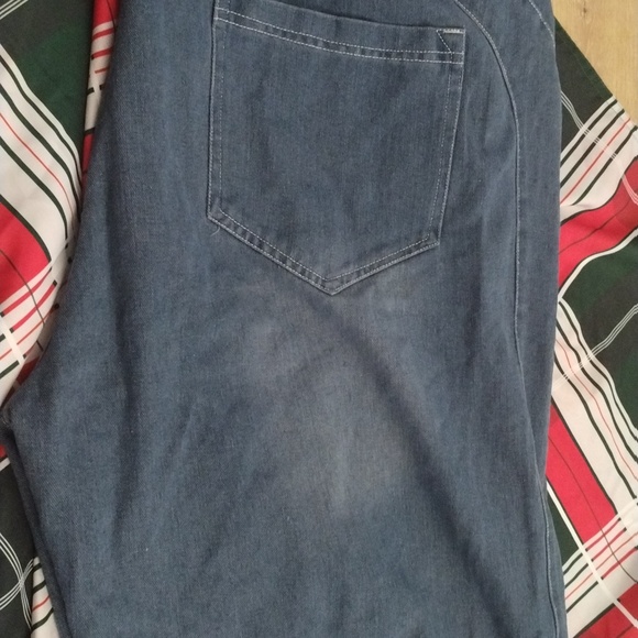 Denim blue shorts size 44 with pockets - Picture 2 of 4